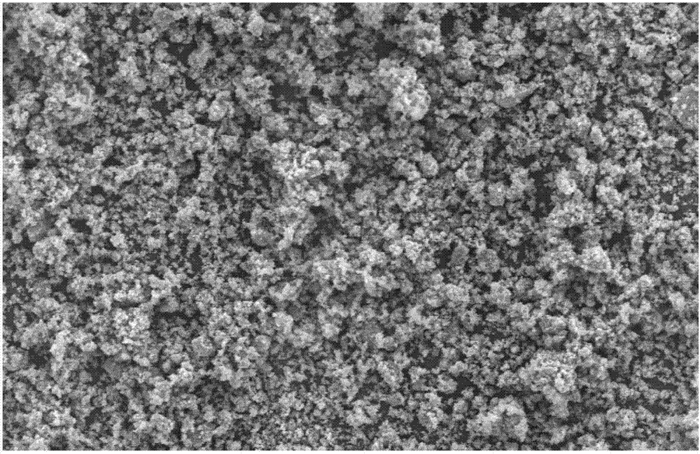 Preparation method of high-vibration-compaction low-specific-surface-area lithium iron phosphate made by positive pole material