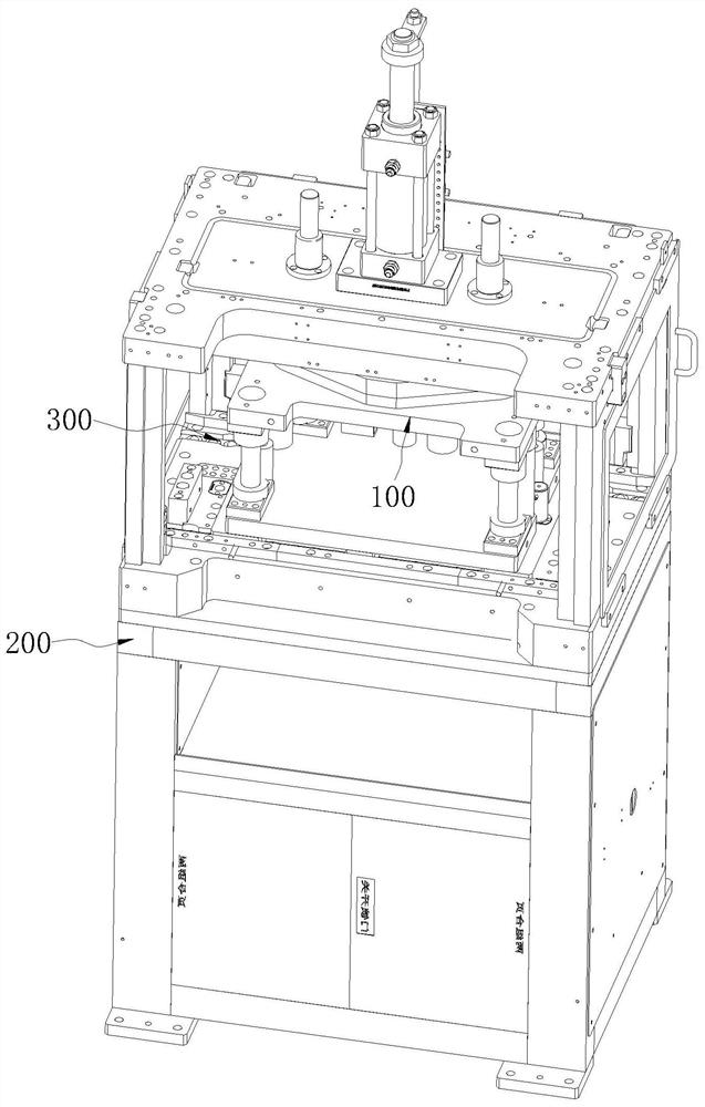 Rapid mold locking device