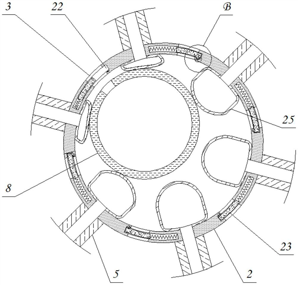 Fire extinguishing spraying device capable of achieving automatic smoke discharge