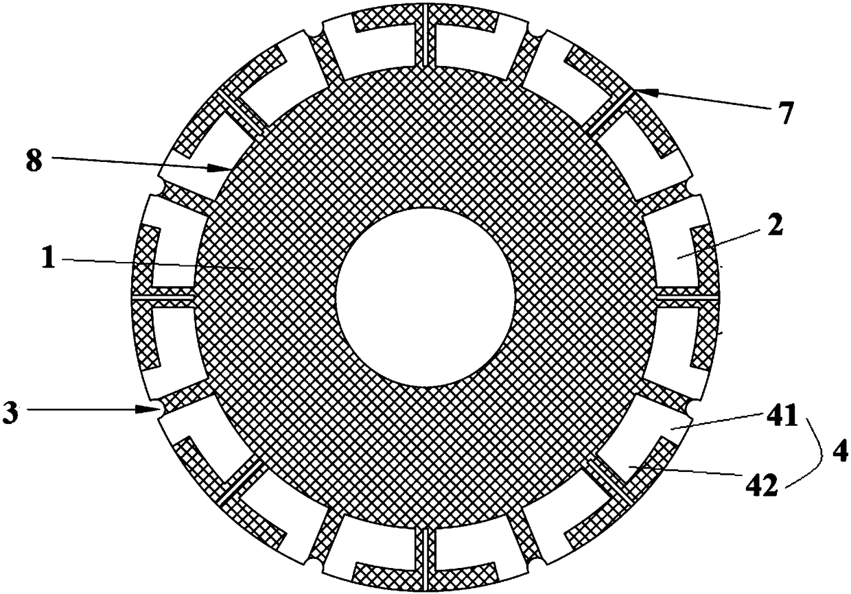 A multi-beam selection smart antenna array and a system with the antenna array