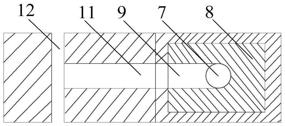 A loss-reducing ventilation device at the end of a large-capacity synchronous condenser