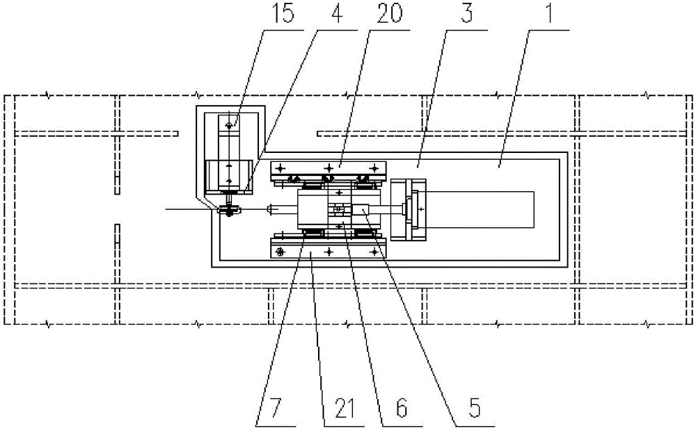 Mach number adjusting mechanism suitable for trans-supersonic wind tunnel