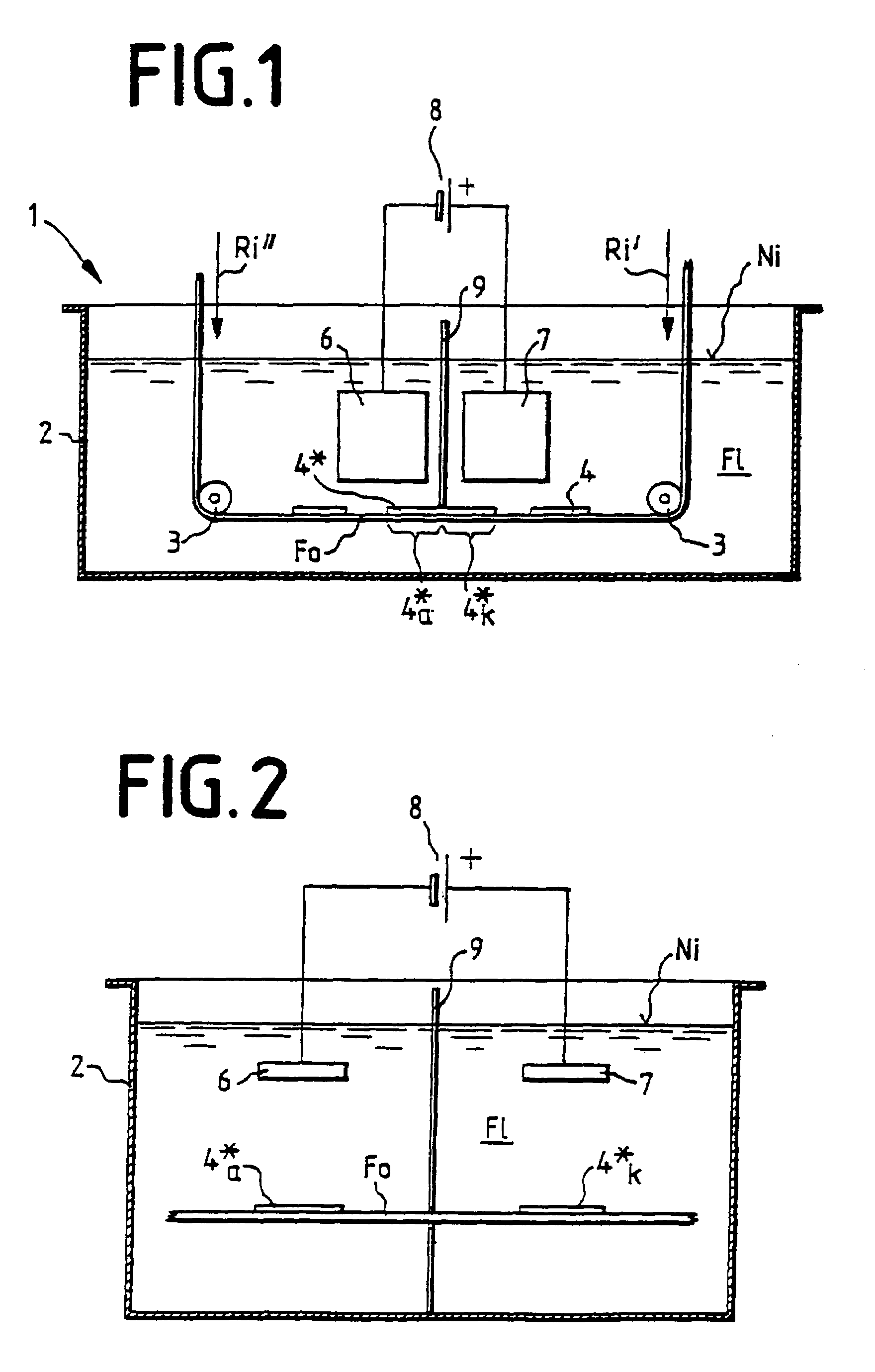 Method and device for the electrolytic treatment of electrically conducting structures which are insulated from each other and positioned on the surface of electrically insulating film materials and use of the method