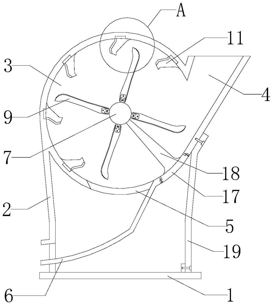 Anti-winding straw crushing device