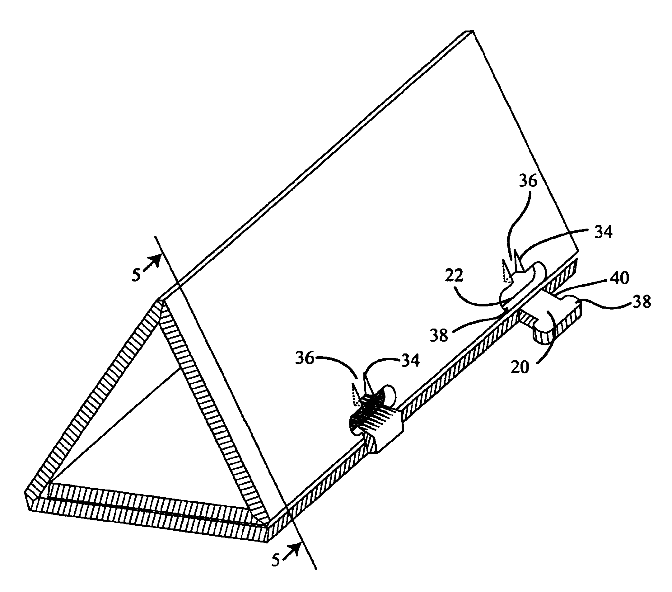 Triangular shipping container