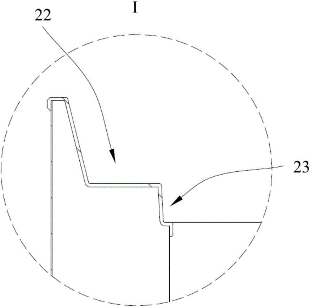 Door seal structure, refrigeration device and seal device