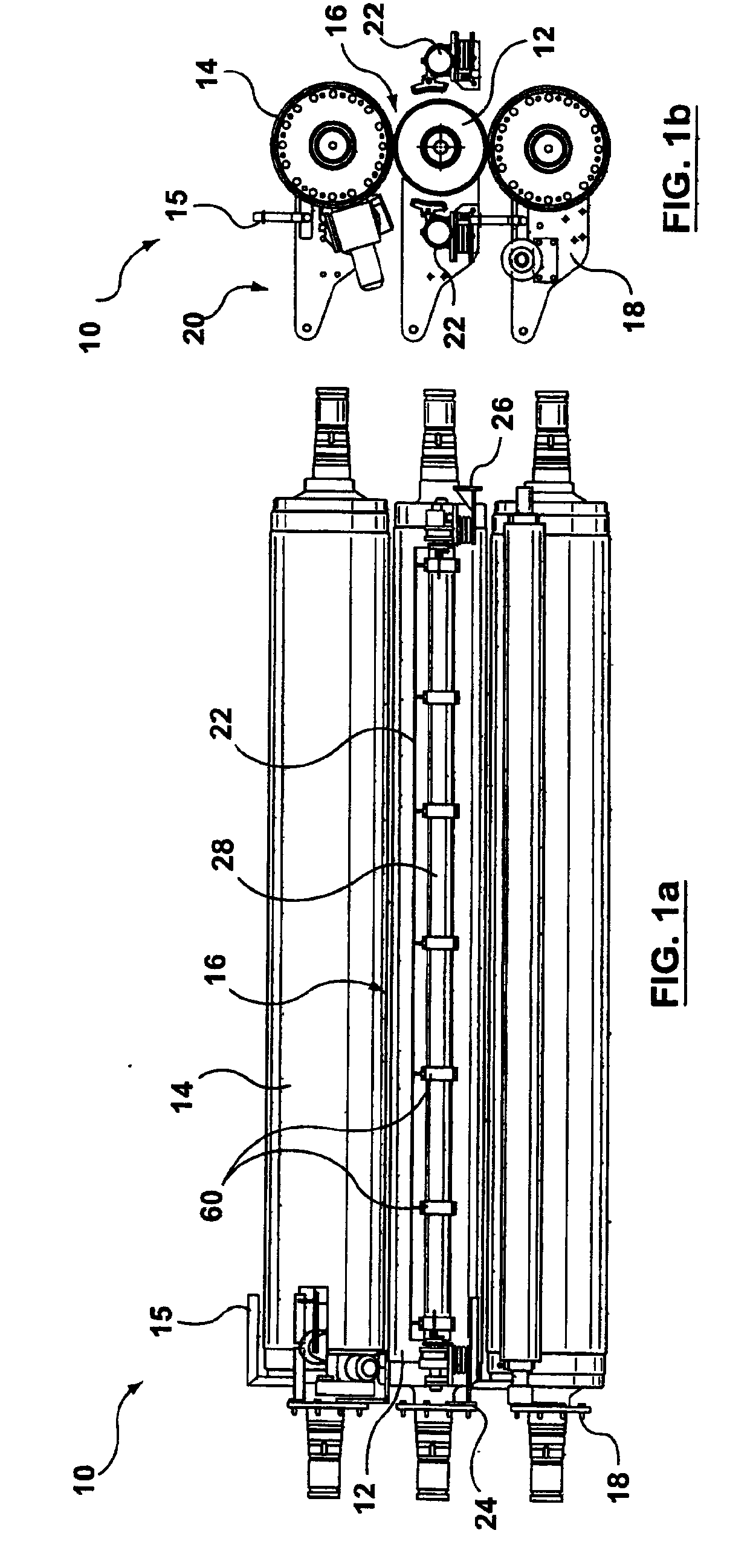 Roll cleaning apparatus and method