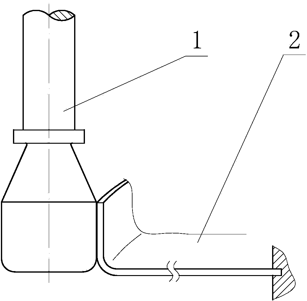 Tool head and method for controlling buckling deformation in thin plate die-free gradual edge turning process