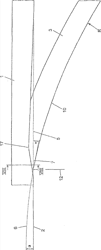 Rail switch having a main track and a branch track