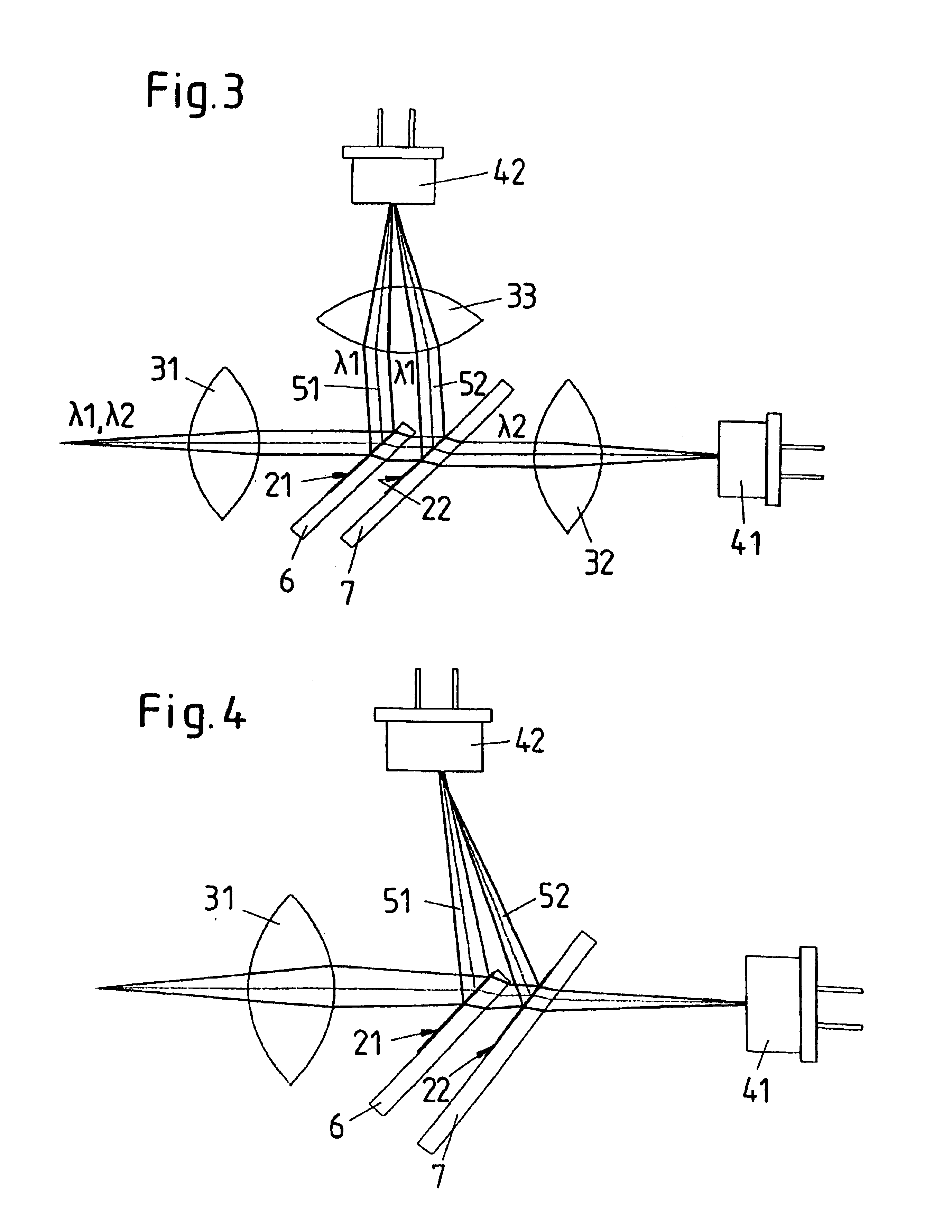 Apparatus for demultiplexing optical signals at a large number of wavelengths