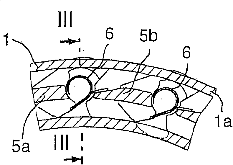 Free-wheel cage ring with centrifugal-force lifting