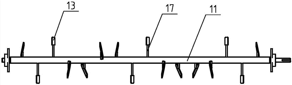 Tillage tool for implementing moisture and fertilizer retention performance of shallow tillage layer and method of using tillage tool to establish shallow tillage layer