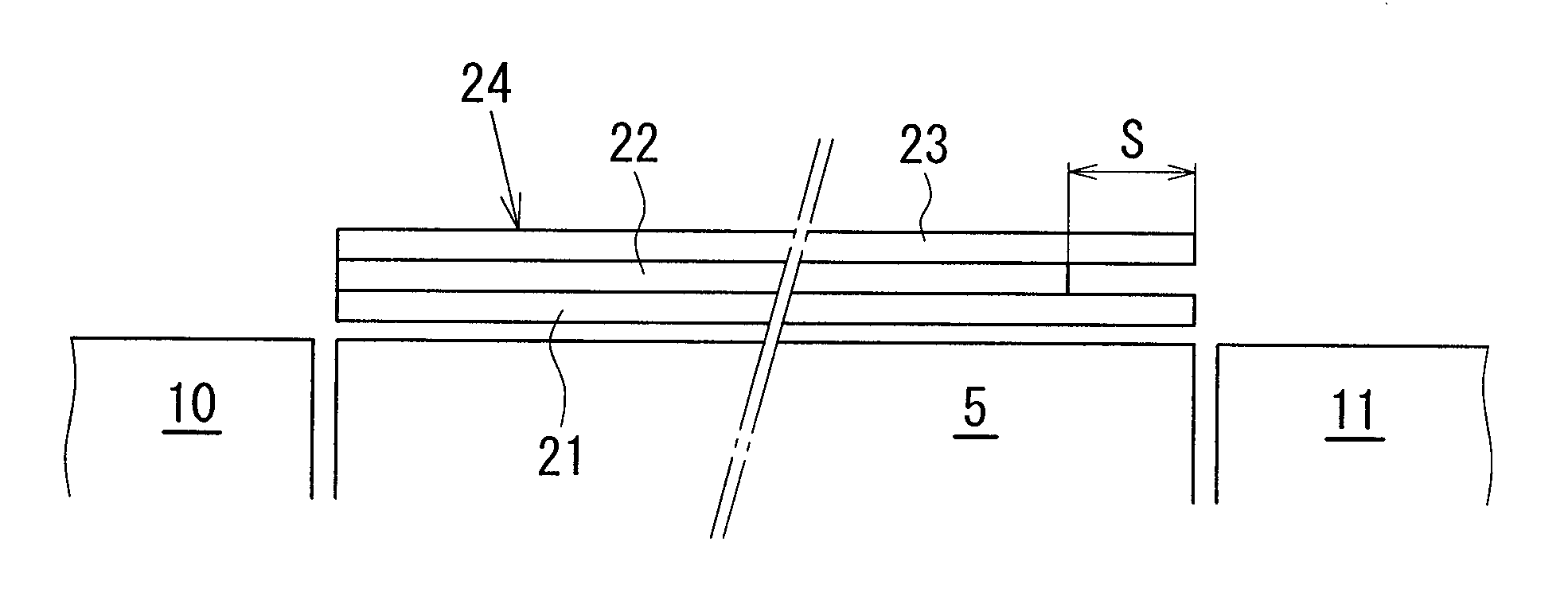 Stain preventing cover for coating machine