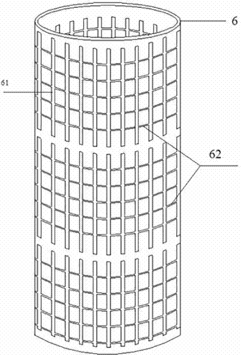 Self-forming membrane filtering method and device for wastewater treatment