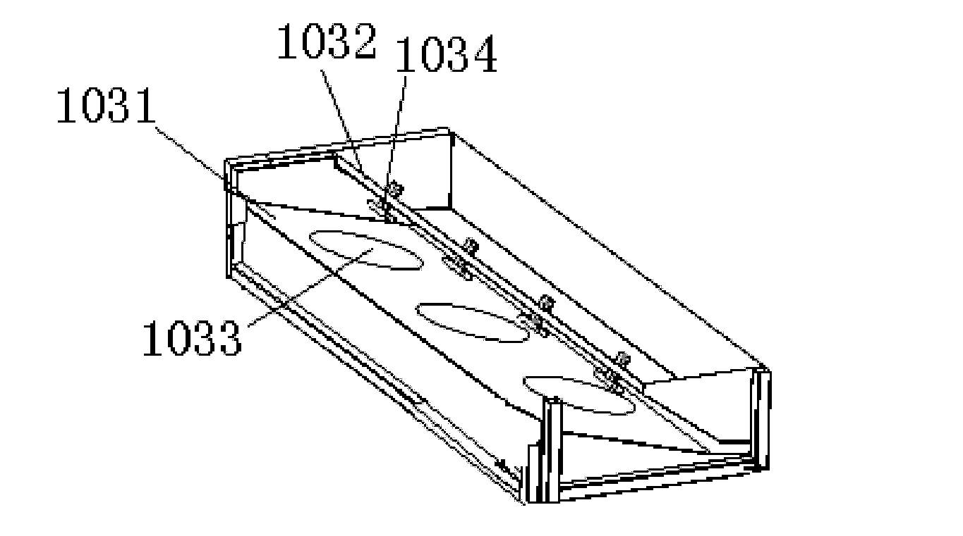 Automatic feeding and discharging device