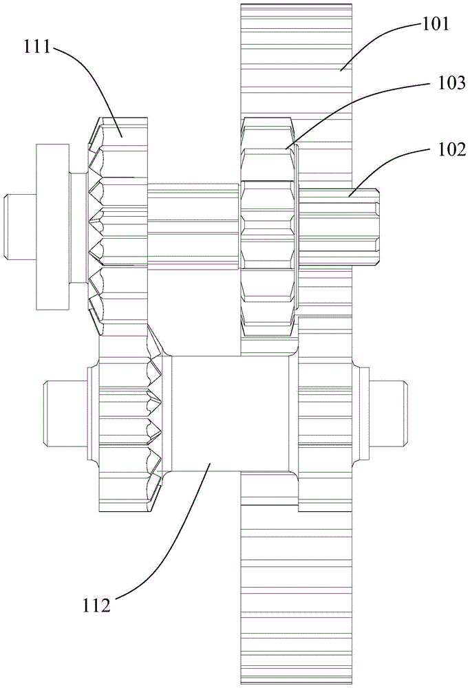 Overrunning transmission device convenient to switch