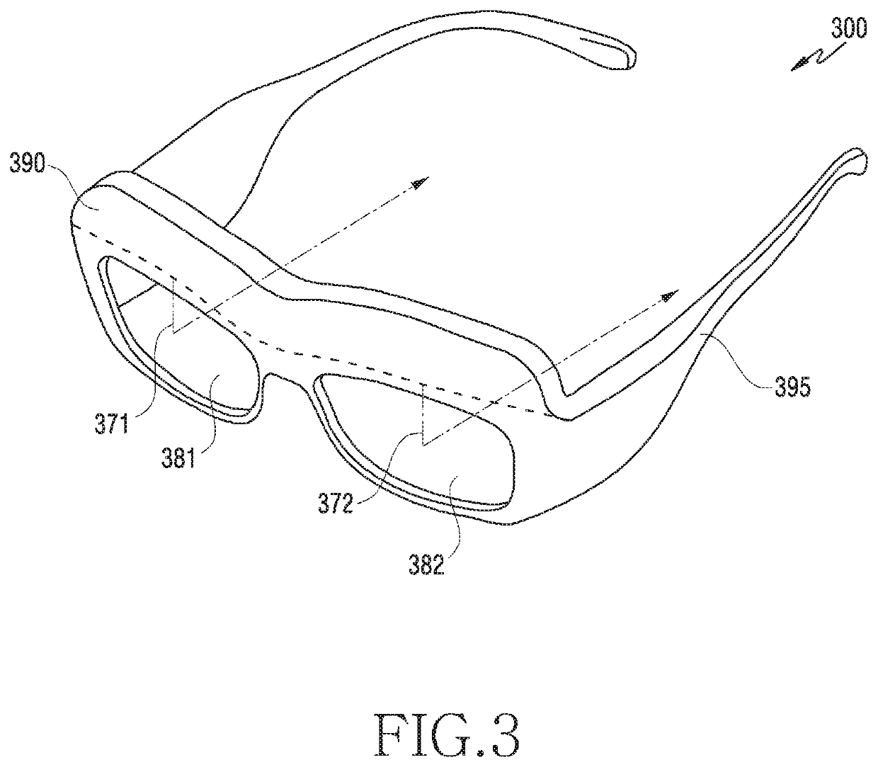 Electronic device including optical members that change the optical path