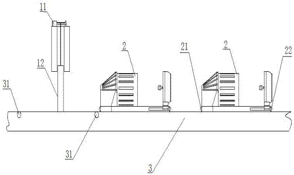 Semi-automatic pig castration auxiliary device