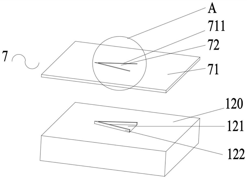 Planar microneedle, microneedle patch, manufacturing equipment, vertical equipment and preparation method