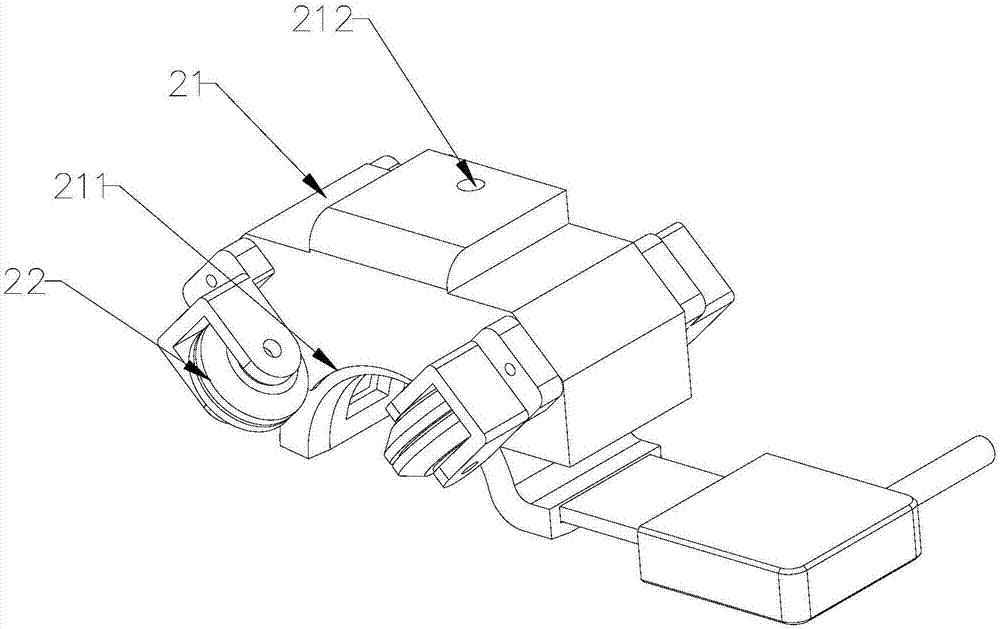 Automatic pipeline-corrosion detecting device using concave phased array probe with adjustable curvature