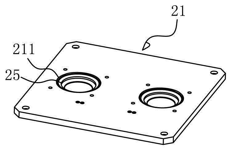 Double-station circumferential stitch welding device for heat exchanger