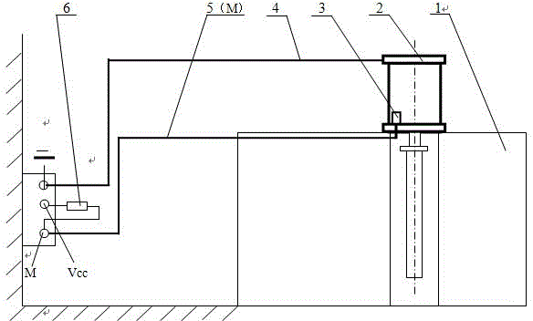 The detection device for the bottom of the built-in piston in the shelling cylinder of the electrolytic cell