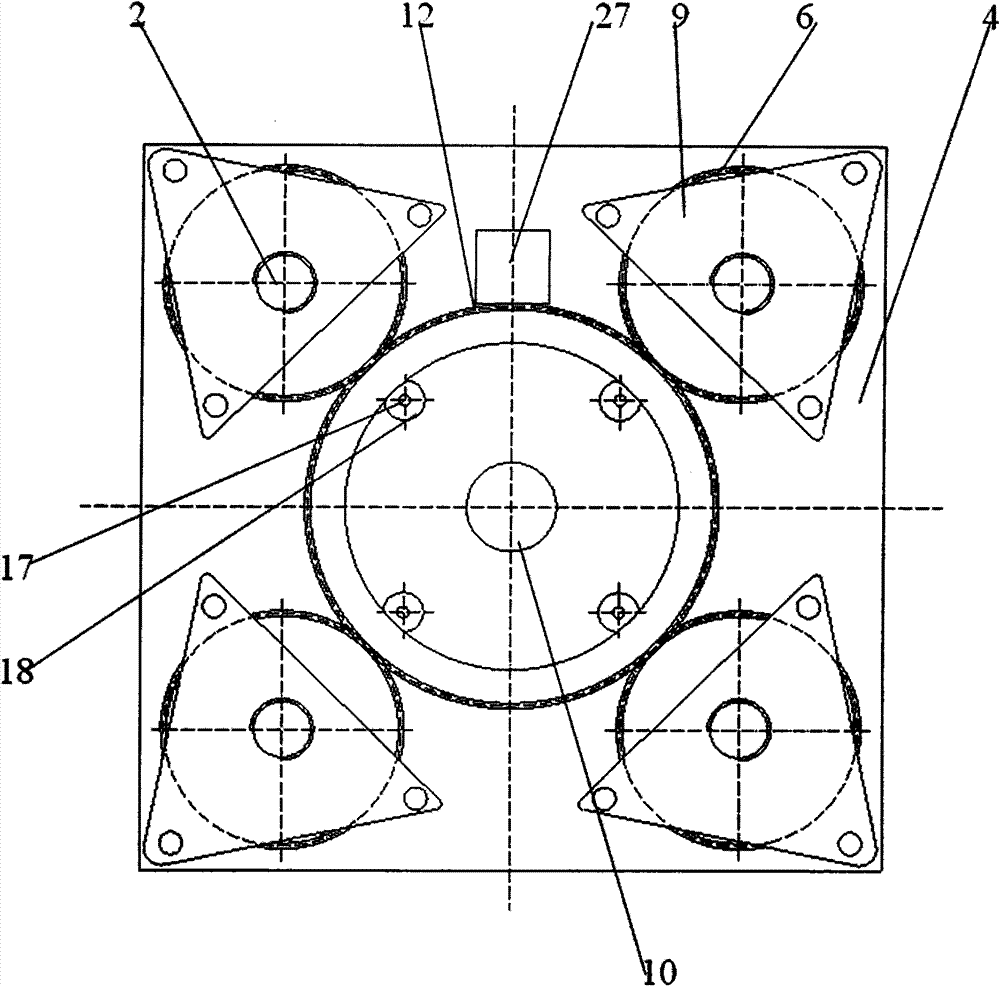 Mold adjusting and locking device of plastic injection molding machine