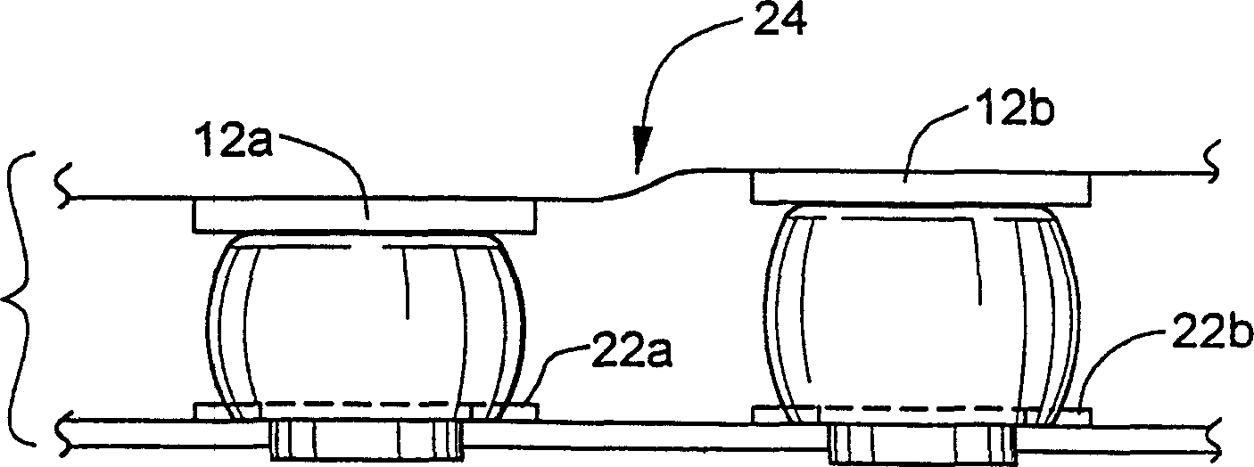 Elastic electric interconnector with varied lateral sections