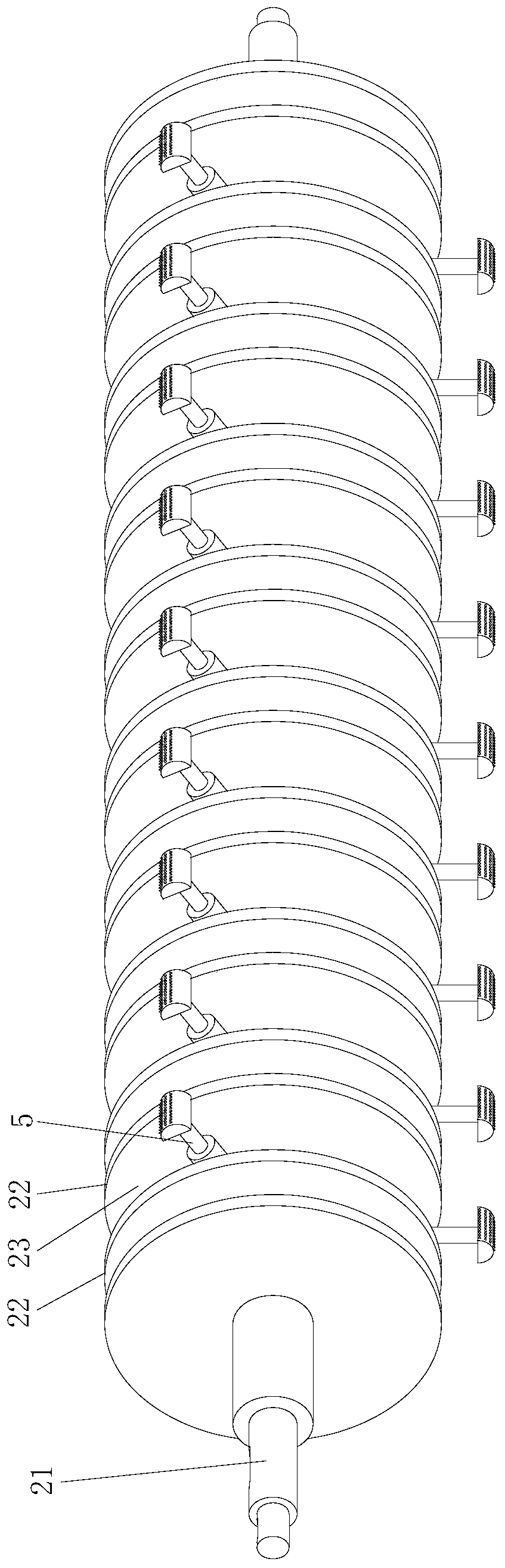 Film-soil separating device for farmland residual film recycling