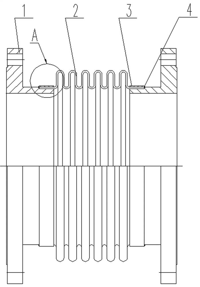 Reinforced structure for built-in circumferential weld of metal corrugated pipe expansion joint