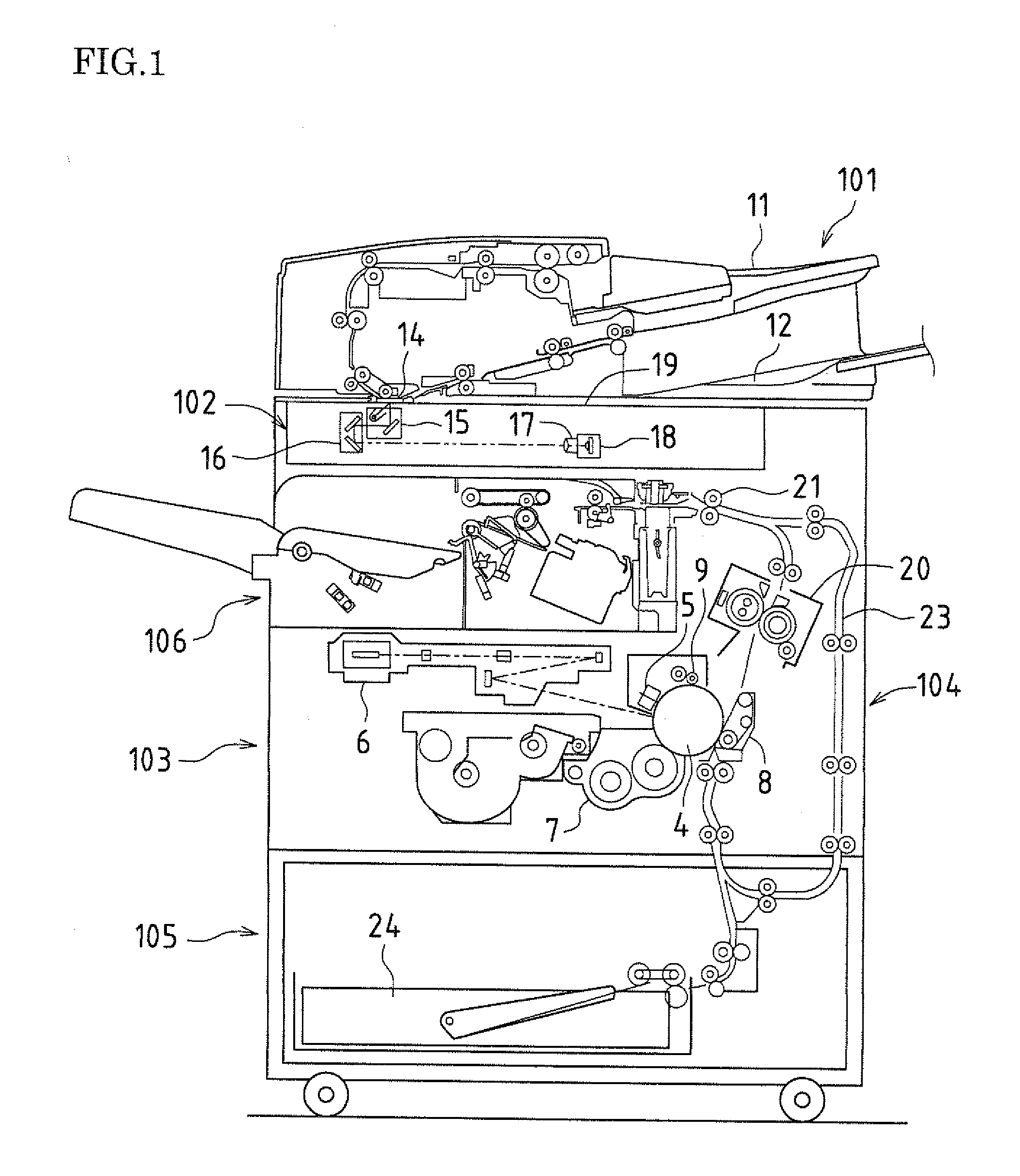 Paper discharge apparatus, post-processing apparatus, and image forming apparatus