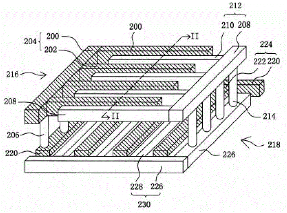 Metal capacitor for all-directional connection and layout method