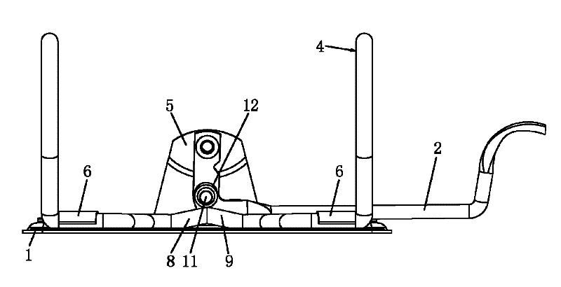 Handle clip with self-contained elastic sheet