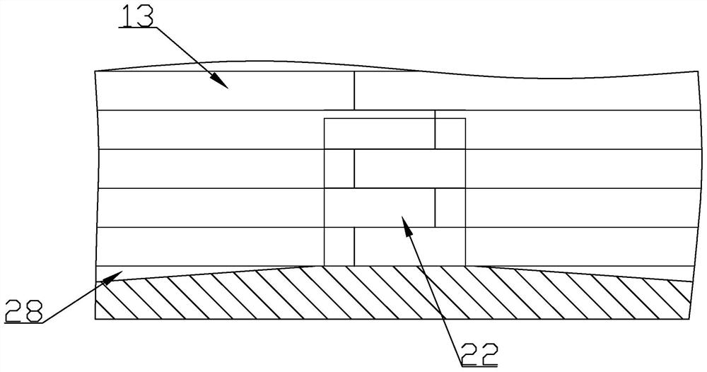 Transportation carriage for preventing coal freezing and facilitating coal unloading