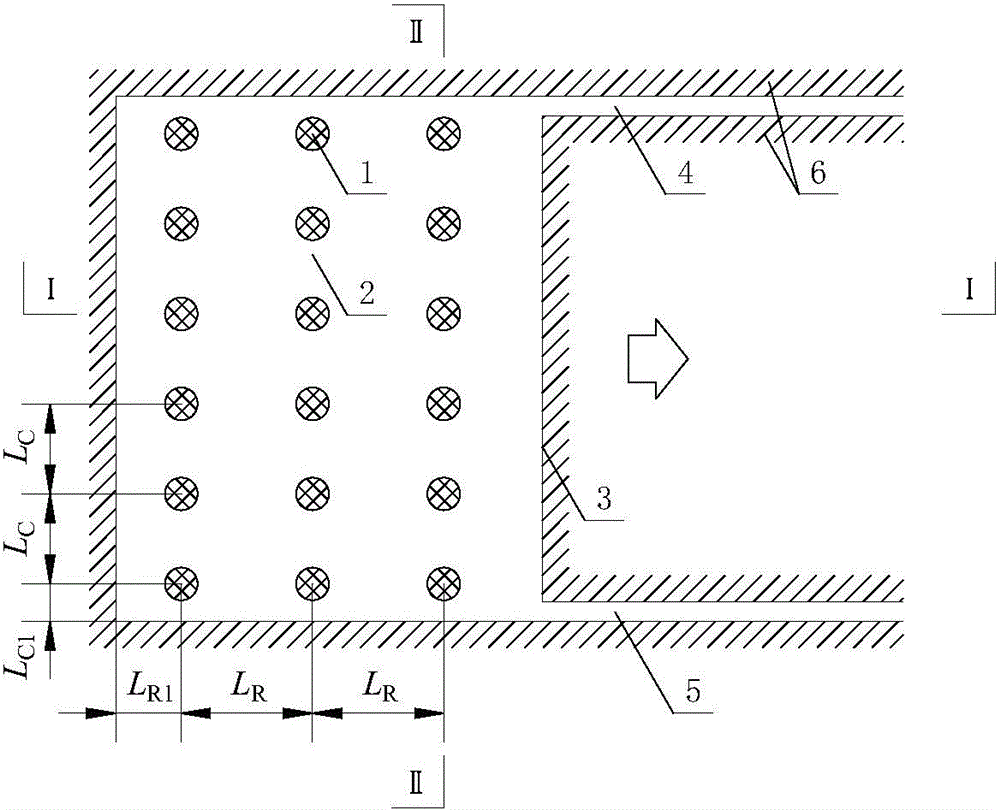 Handling method and device for double-medium stacked supporting and hard top plate type mined-out area