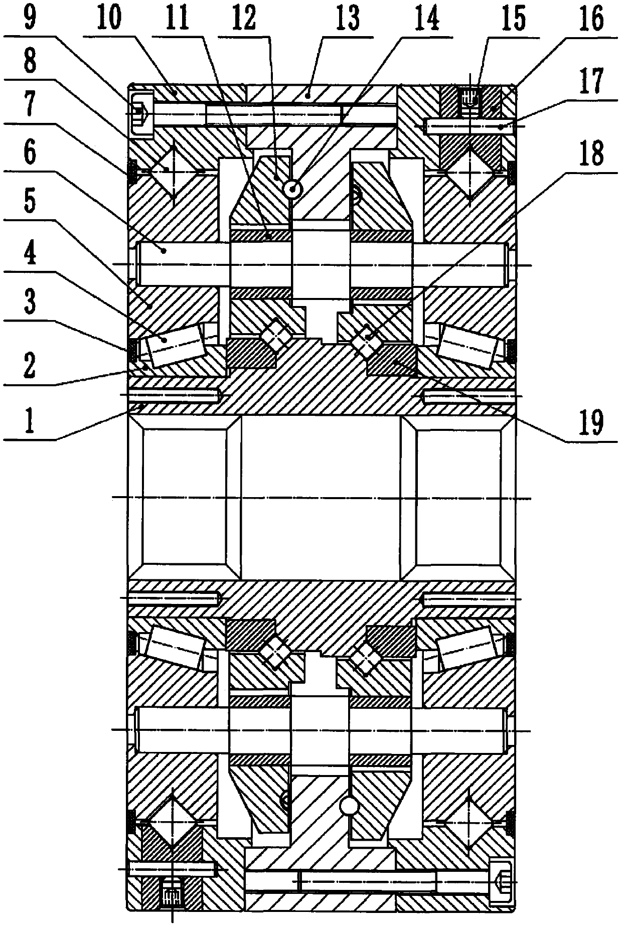 Centrosymmetric single-stage undercut cycloid oscillating tooth speed reducer