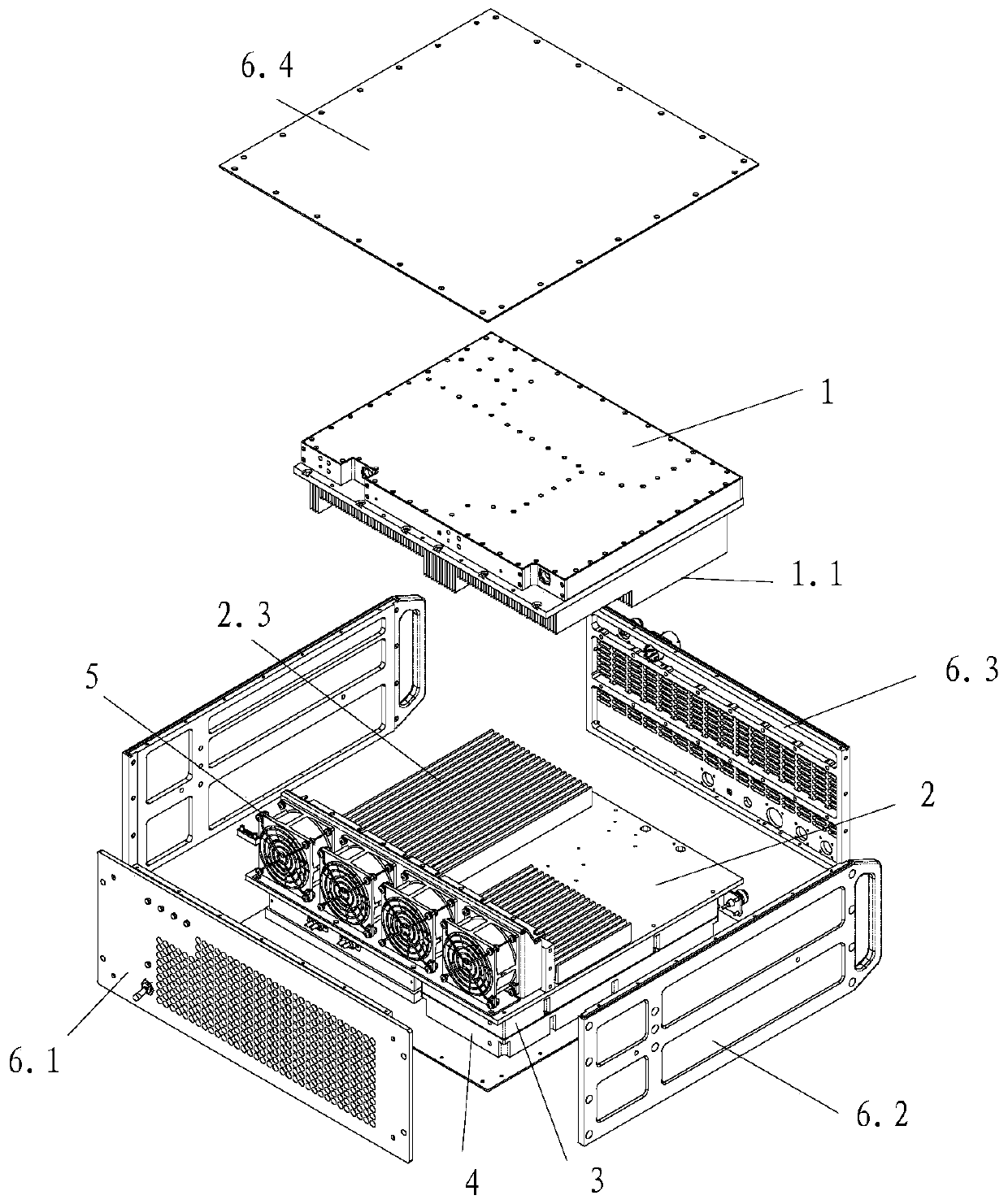 Full duplex communication device with high heat dissipation performance