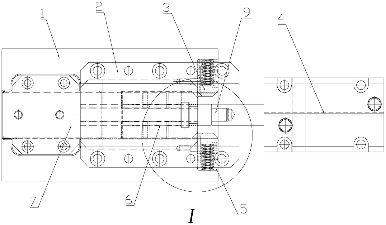 Intra-die self-locking mechanism of plastic die