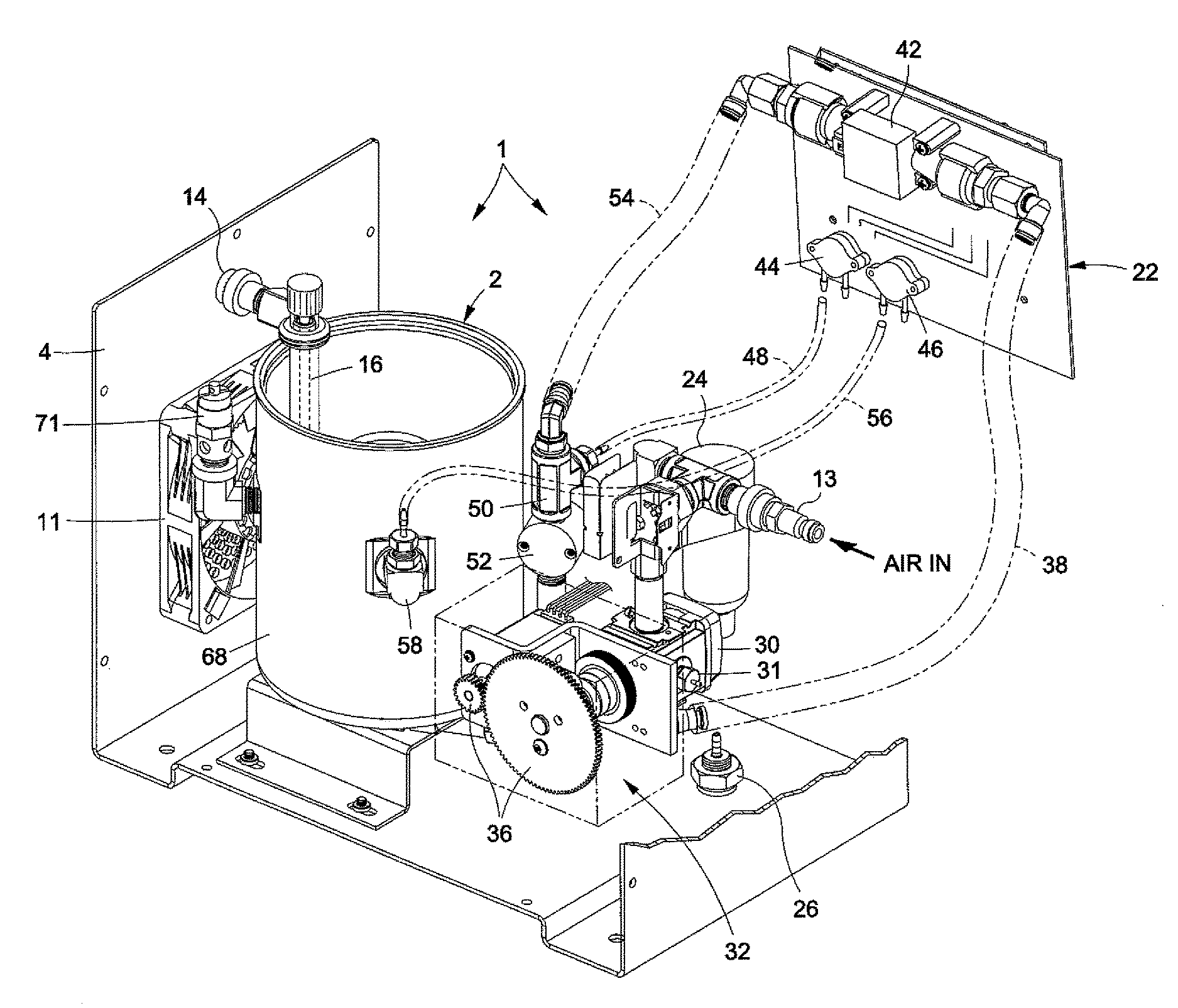 Automatic pressure-adjusting leak detecting apparatus and method