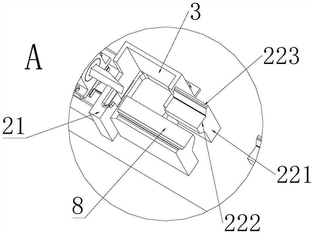 Injection molding sprue cutting device