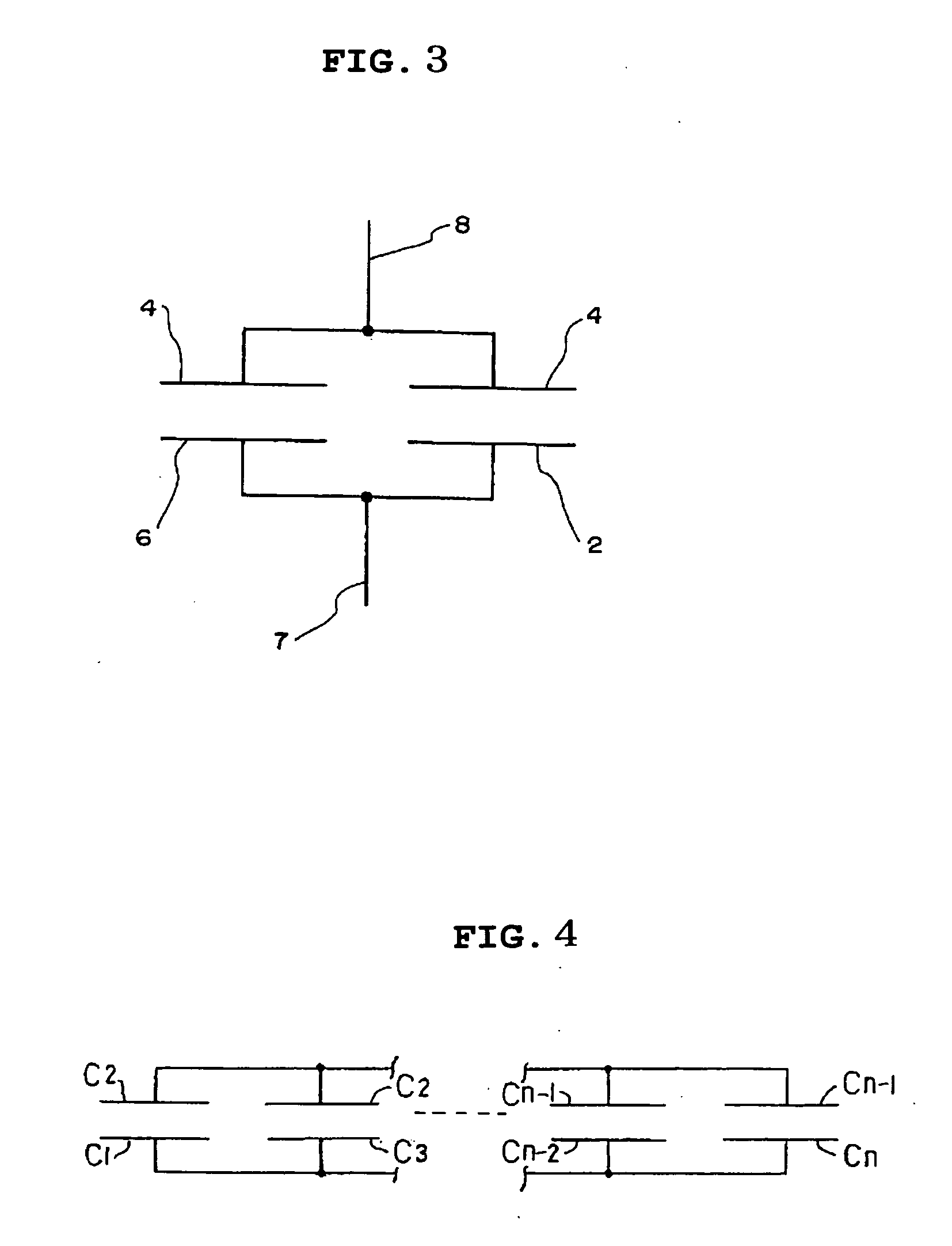 Semiconductor device with capacitor structure for improving area utilization