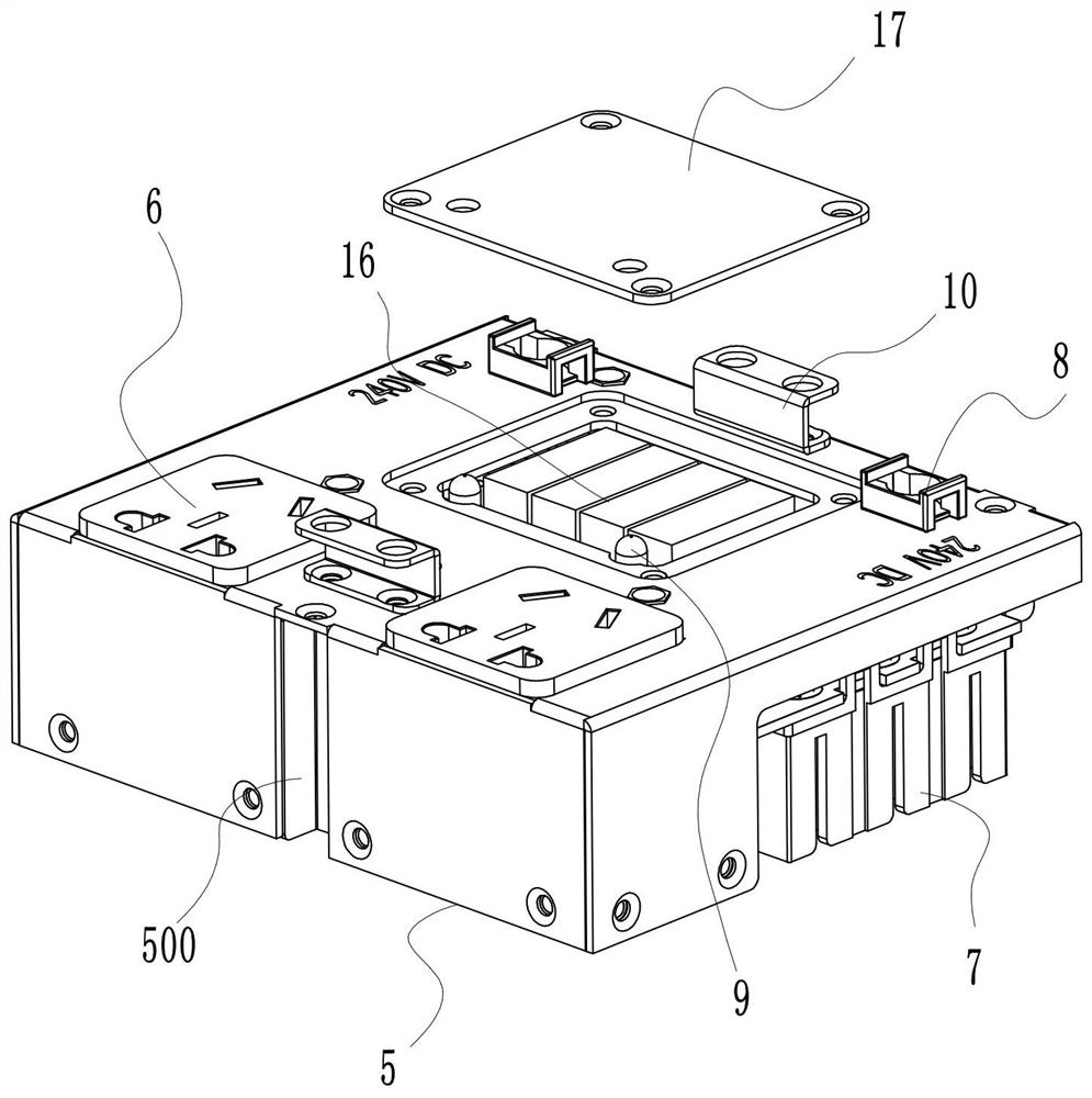 Extensible cabinet power distribution unit