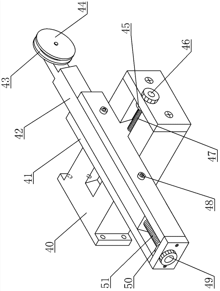 Tangential iso-curvature bending equipment in process for producing backing ring by utilizing steel strip