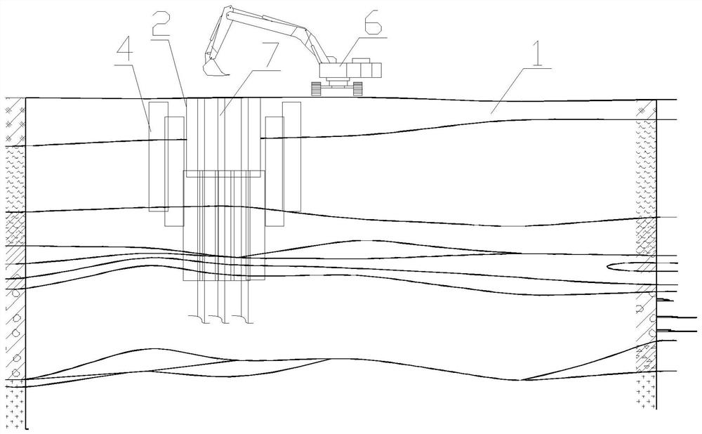 Construction method for excavating mucky soil body area foundation provided with PHC pipe pile