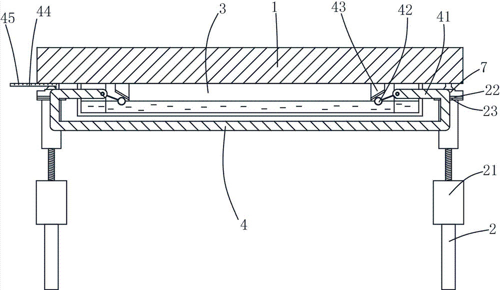 Desk with automatic angle adjustment