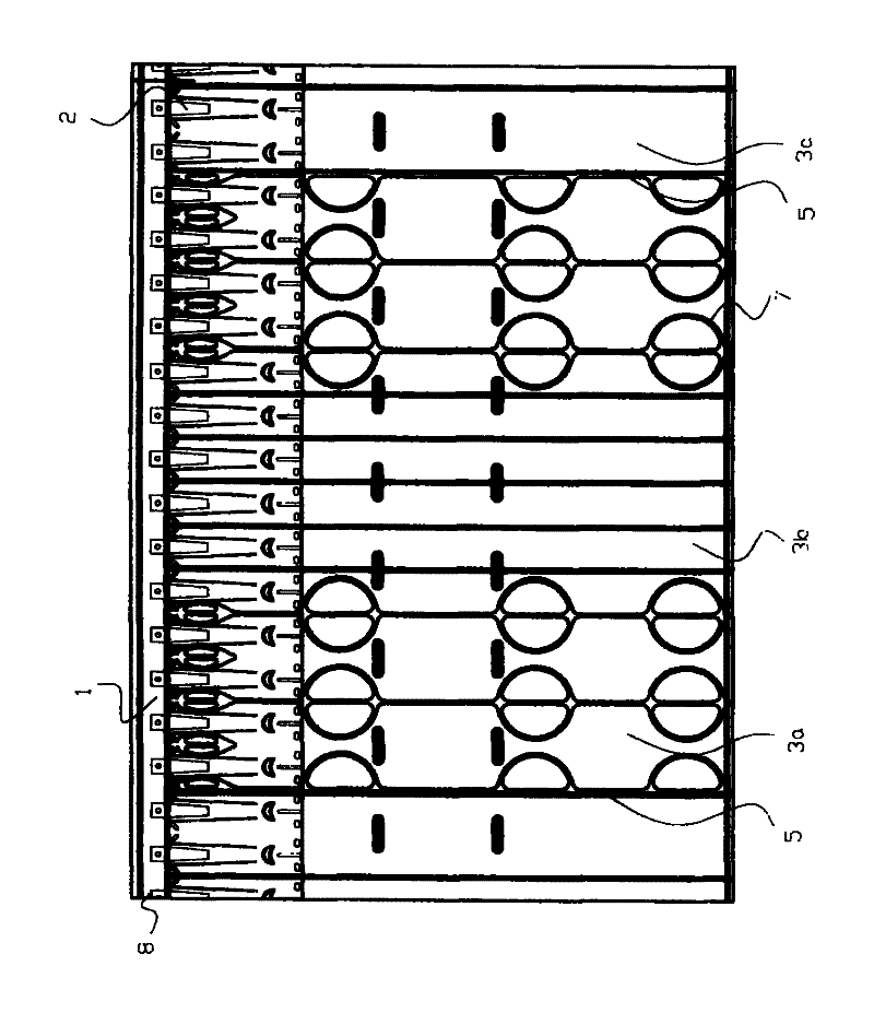 Air packaging device and production method for same