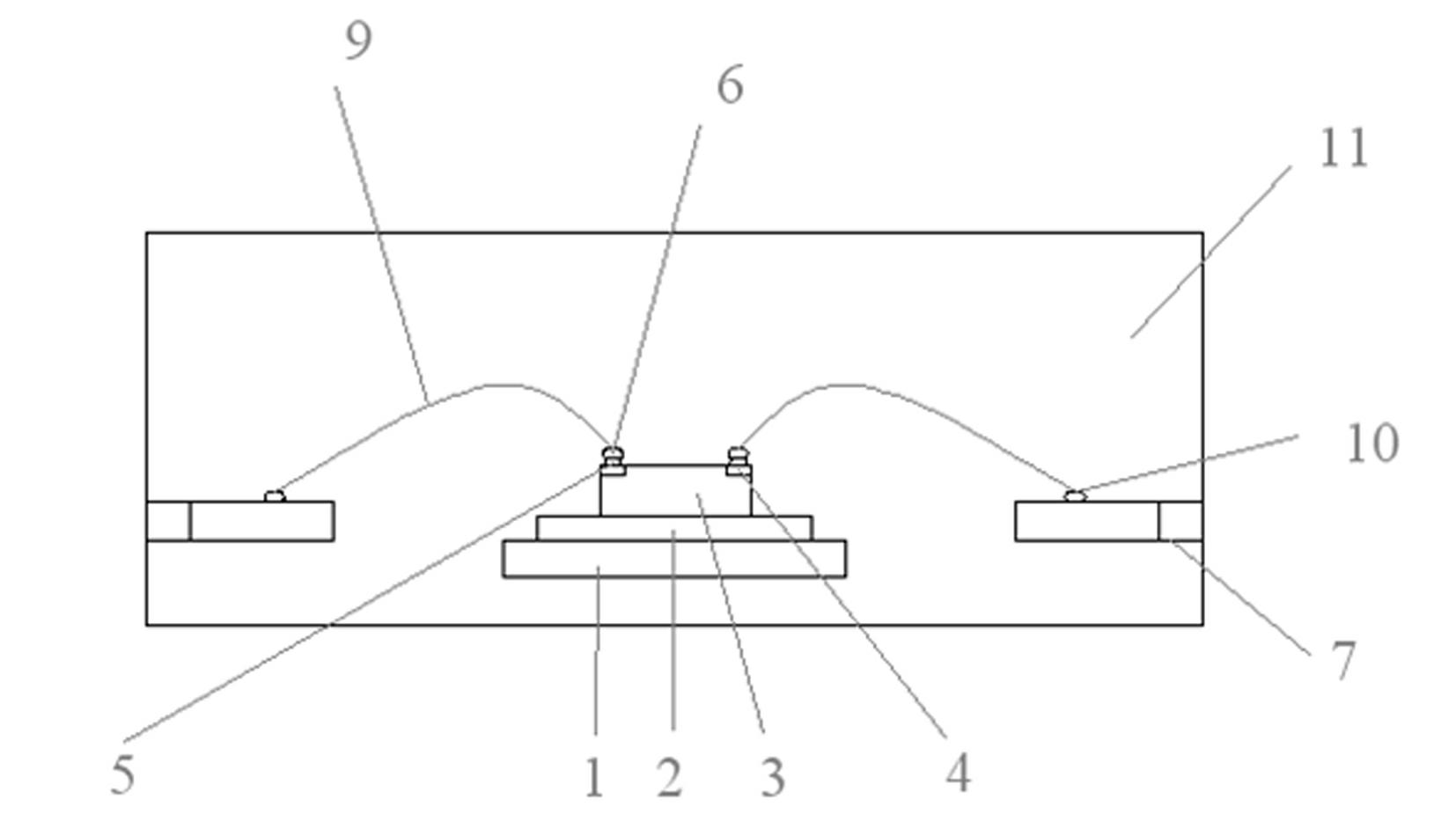 Dense-pitch small-pad copper-wire bonded single intelligent card (IC) chip packing piece and preparation method thereof