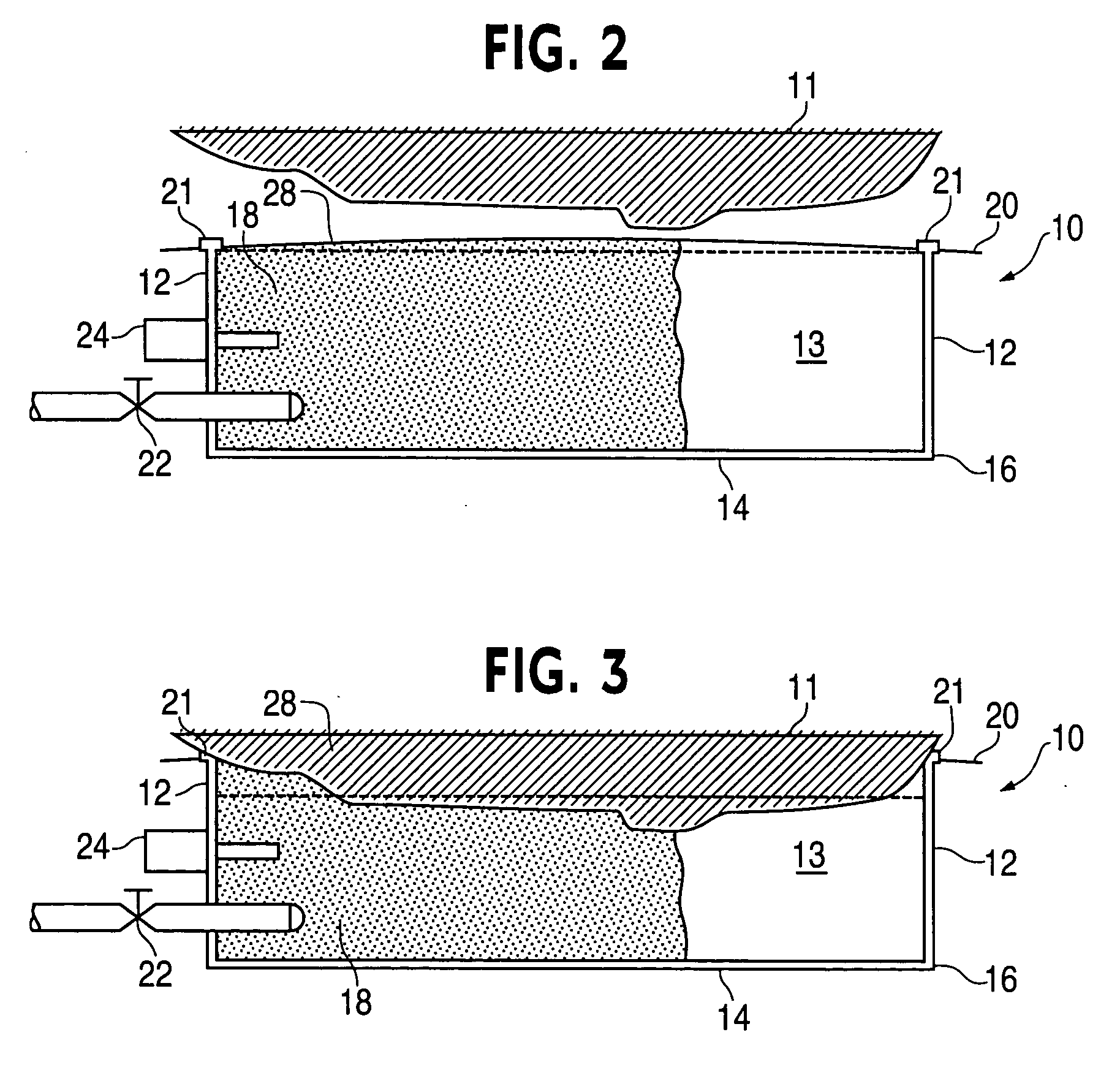 Molding apparatus and method