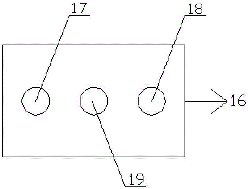 Short-distance tire conveying device