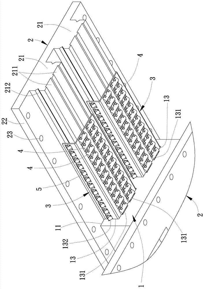 Cross-shaped quakeproof platform